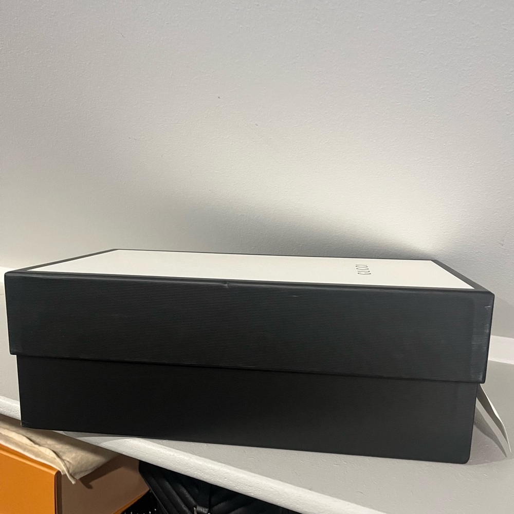 Gucci box